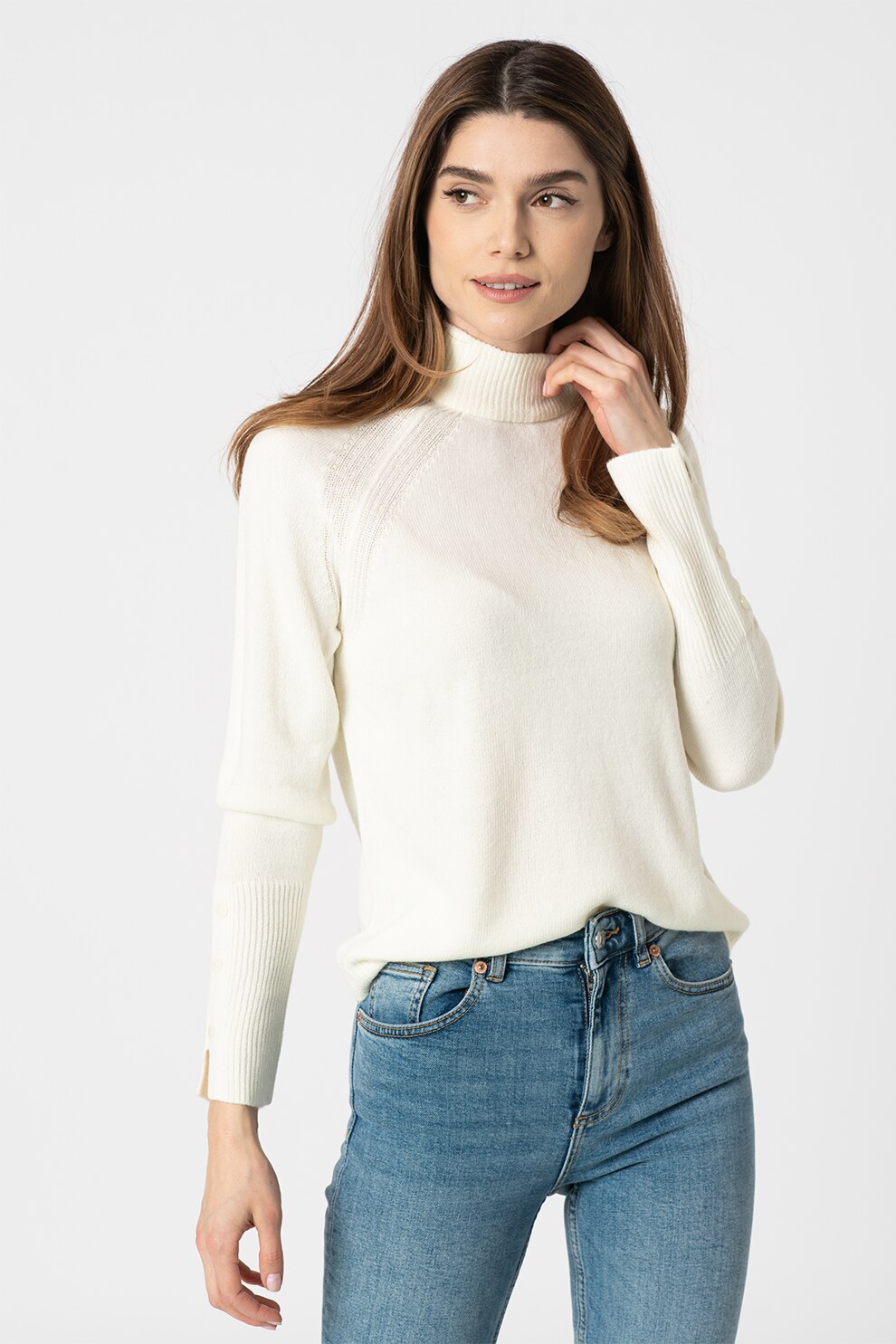 b.young, Pulover cu guler inalt si maneci raglan, Alb prafuit