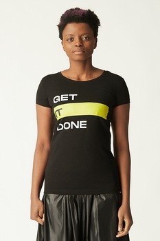 Antonia M, Tricou cu imprimeu text, Negru/Alb/Galben Antonia M, Tricou cu imprimeu text, Negru/Alb/Galben