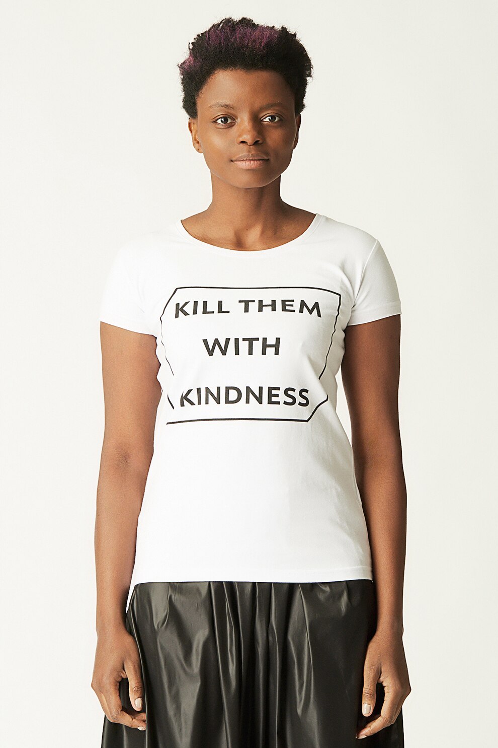 Antonia M, Tricou cu imprimeu text, Alb/Negru