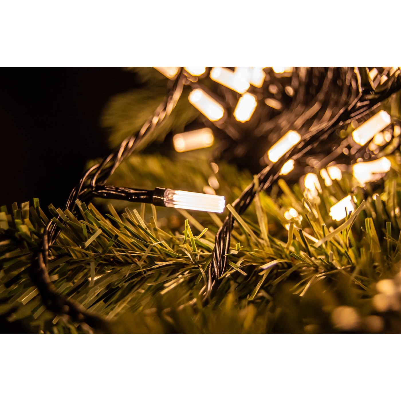 Instalatie Craciun Sirag Stea, Alb cald, V&V 5816, 80 becuri, 8m