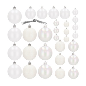 Set 30 Globuri de Craciun pentru Brad cu agatatori, din Plastic, diametru 4/5/6 cm, alb