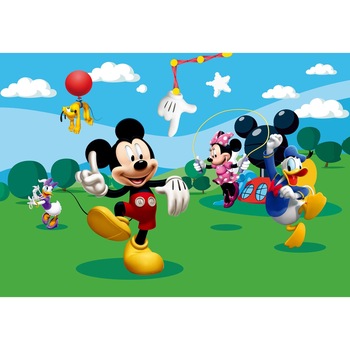 Fototapet cu model prietenii lui Mickey Mouse,multicolor,dimensiune 360x254cm, adeziv inclus Fototapet cu model prietenii lui Mickey Mouse,multicolor,dimensiune 360x254cm, adeziv inclus