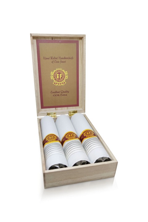 M58-44 Ffi textilzsebkendő 3db fadoboz (szivar)