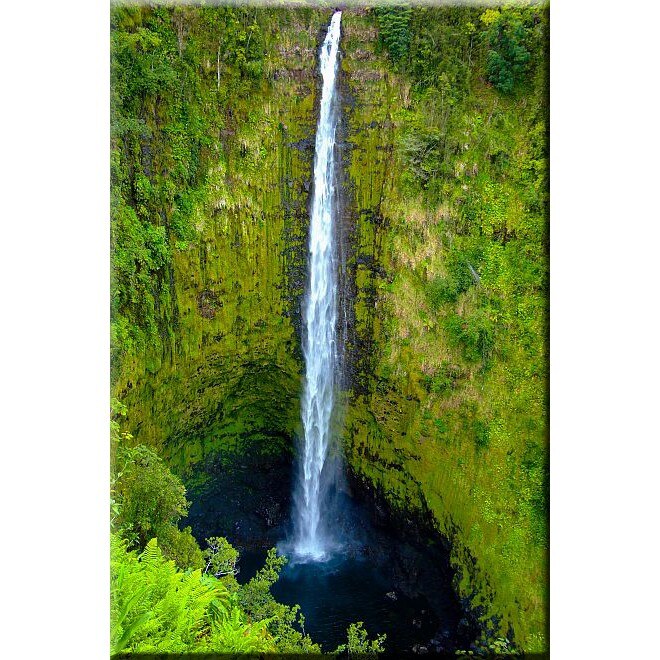 Tablou DualView Startonight Cascada in Hawaii, luminos in intuneric, 60 x 90 cm