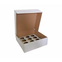 Set 10 cutii briose 23x23x10 cm (9 briose) + suport interior alb