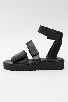 Mihaela Glavan, Sandale din piele cu talpa cu striatii, Negru, 35 Mihaela Glavan, Sandale din piele cu talpa cu striatii, Negru, 35