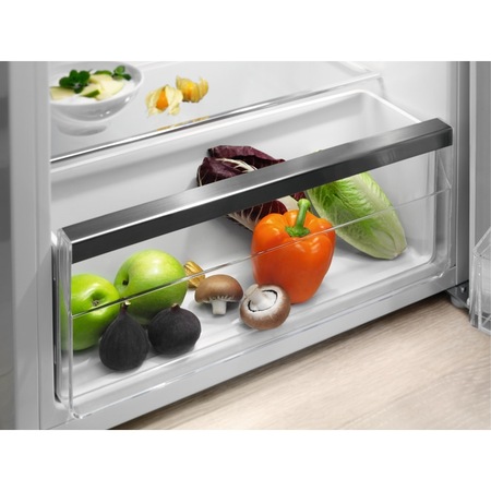 Frigider cu o usa Electrolux LXB1AE13W0, 132 l, Clasa A++, OptiSpace, H 85 cm, Alb
