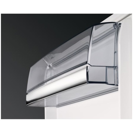 Combina frigorifica incorporabila AEG SCB618F3LS, 267 l, Clasa A+, NoFrost, LongFresh, ColdSense, Control touch, H 178 cm
