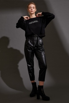 DeFacto, Pantaloni din piele ecologica cu croiala conica si talie inalta, Negru, L DeFacto, Pantaloni din piele ecologica cu croiala conica si talie inalta, Negru, L