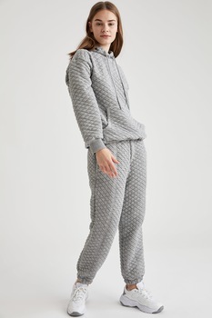 DeFacto, Hanorac matlasat cu margini striate, Gri inchis DeFacto, Hanorac matlasat cu margini striate, Gri inchis