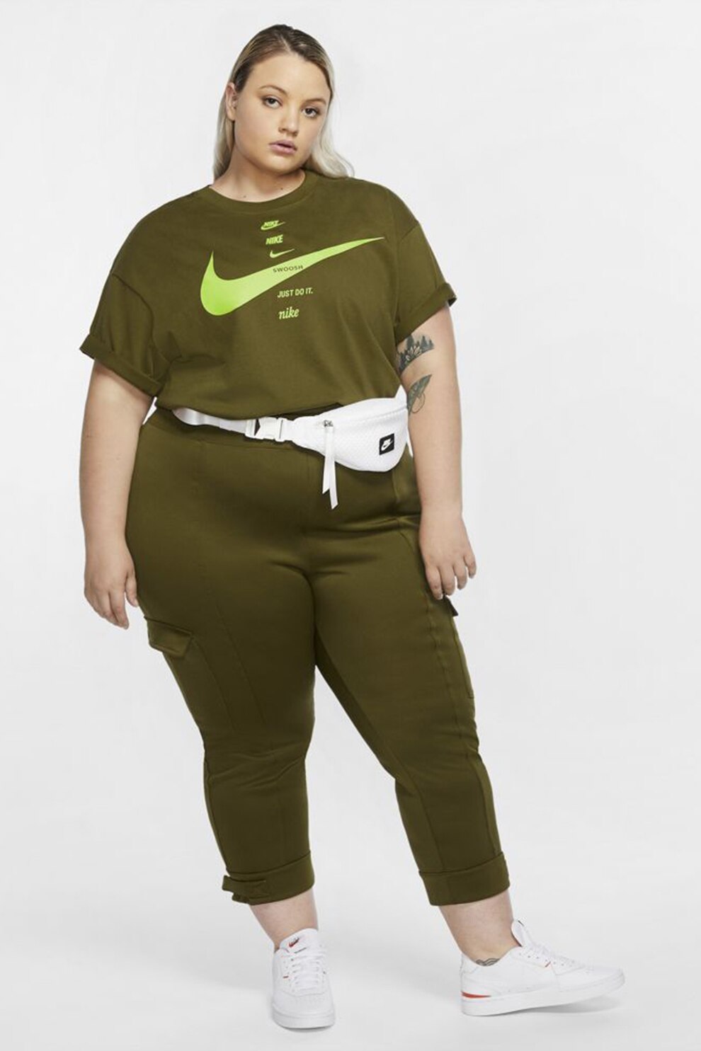 Nike, Tricou supradimensionat cu imprimeu logo, Verde oliv