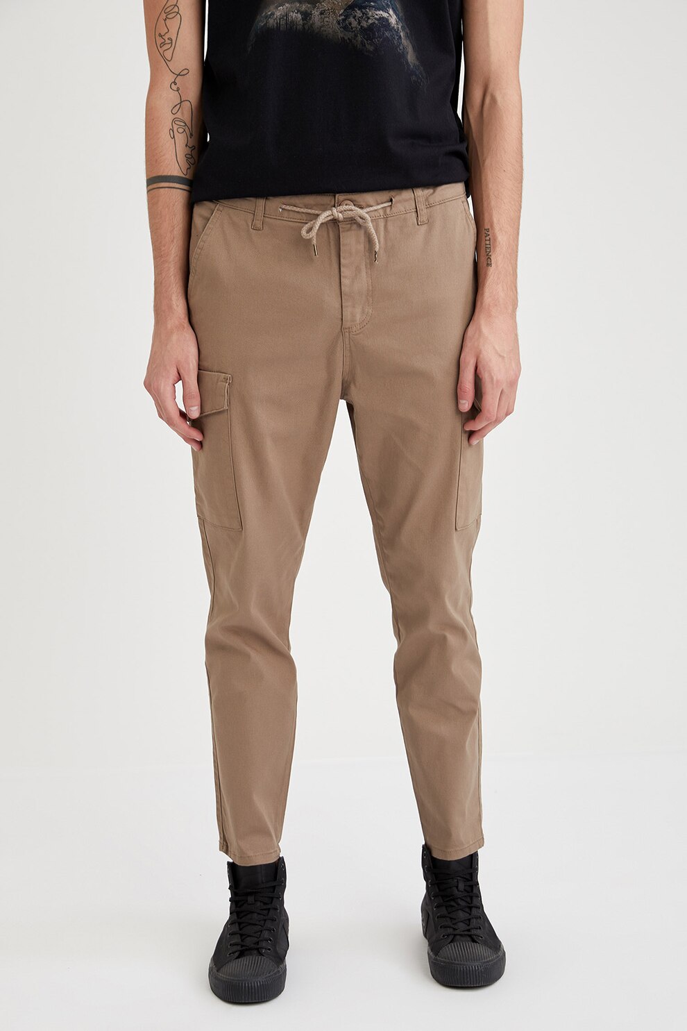 DeFacto, Pantaloni cargo cu croiala conica si snur de ajustare, Maro camel, XS