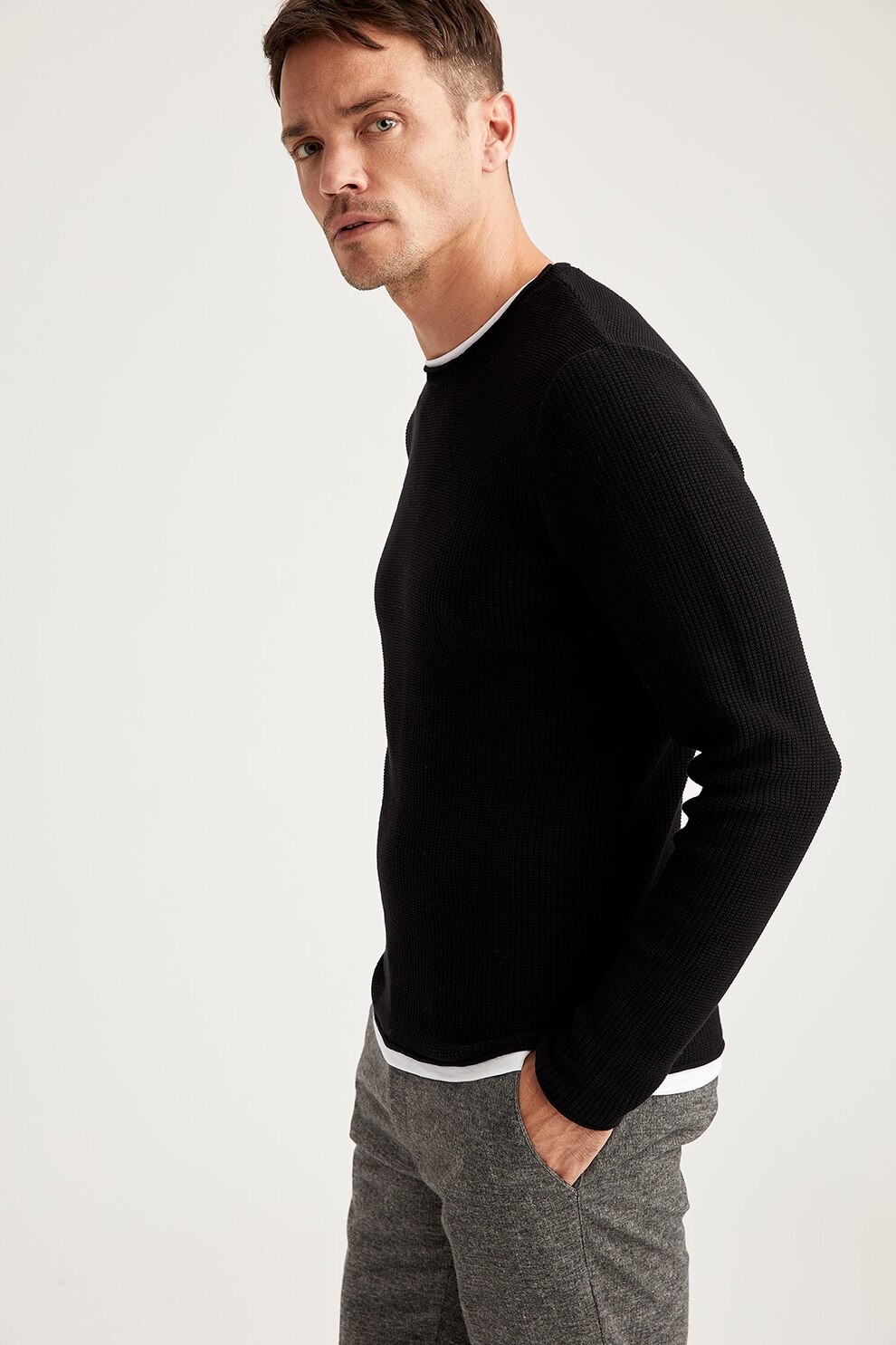 DeFacto, Pulover slim fit cu decolteu la baza gatului, Negru, XS