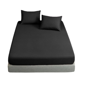 Set lenjerie 2 piese, format din cearceaf de pat cu elastic + 1 fata perna Metru Patrat,de culoare neagra, pentru saltea de 80/200 Set lenjerie 2 piese, format din cearceaf de pat cu elastic + 1 fata perna Metru Patrat,de culoare neagra, pentru saltea de 80/200