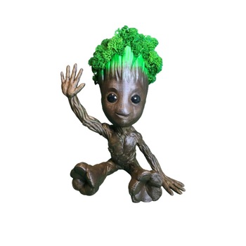 Decoratiune I'm Groot, printat 3d, pictat manual, par din licheni verzi stabilizati, inaltime 230 mm Decoratiune I'm Groot, printat 3d, pictat manual, par din licheni verzi stabilizati, inaltime 230 mm