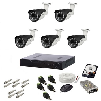Sistem de supraveghere exterior complet, 5MP, 5 camere IR 40 m Sistem de supraveghere exterior complet, 5MP, 5 camere IR 40 m