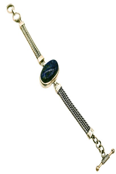 Bratara Argint 925 cu o piatra de Lapiz in mijloc incadrata de cate 3 lanturi impletite in spic