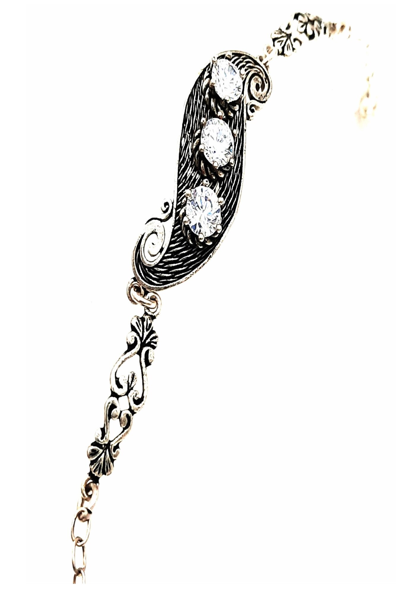 Bratara Argint 925 cu placute in filigran patinate cu 3 pietre albe in mijloc