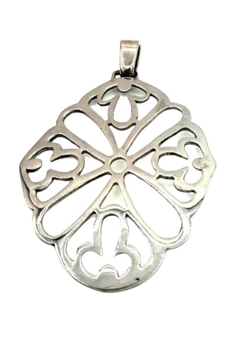 Pandativ Argint 925 mare, oval, fara pietre cu floare in mijloc