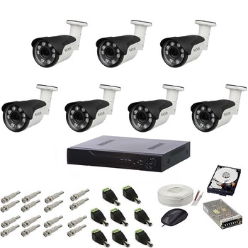 Sistem de supraveghere exterior complet, 5MP, 7 camere IR 40 m Sistem de supraveghere exterior complet, 5MP, 7 camere IR 40 m
