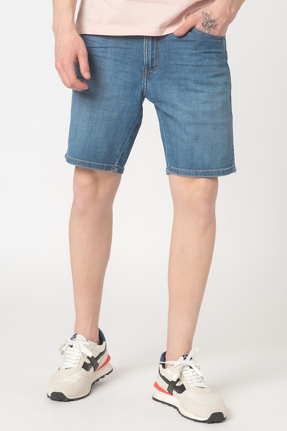 Wrangler, Pantaloni scurti din denim Texas, Albastru deschis