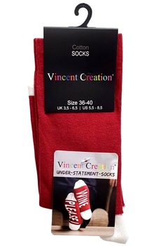 Sosete din Bumbac rosu inchis pentru Barbati Marimea 36-40 cu imprimeu Wine Please - Vin va Rog Sosete din Bumbac rosu inchis pentru Barbati Marimea 36-40 cu imprimeu Wine Please - Vin va Rog