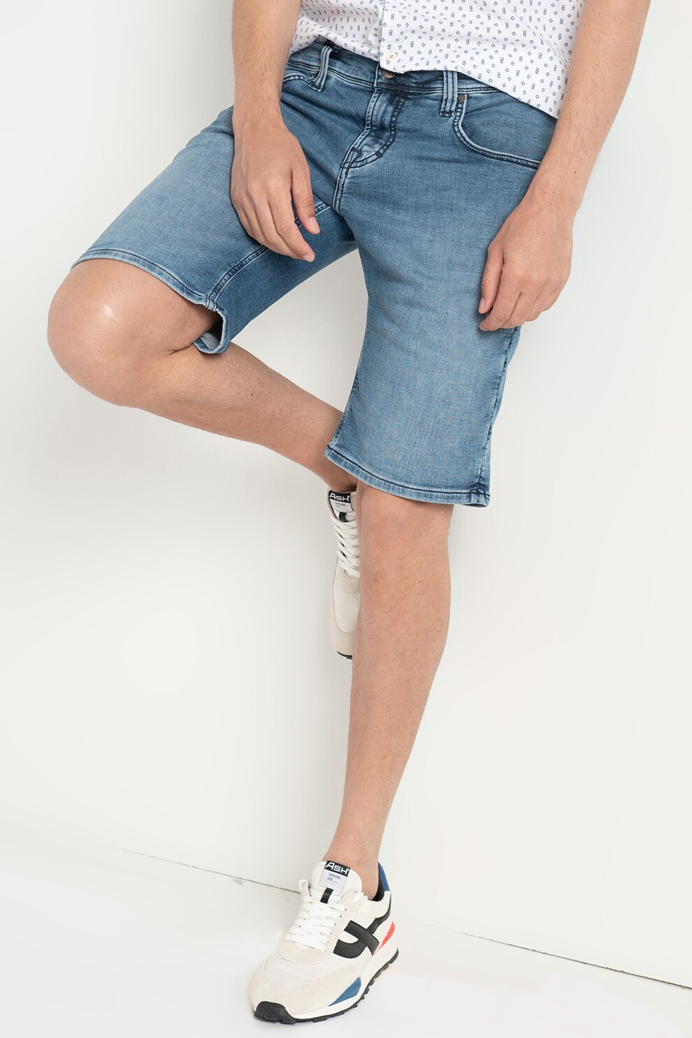 Mustang, Pantaloni scurti din denim regular fit Chicago, Albastru deschis