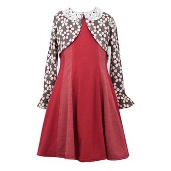 Rochita rosie cu cardigan gri cu margarete 4 ani Rochita rosie cu cardigan gri cu margarete 4 ani