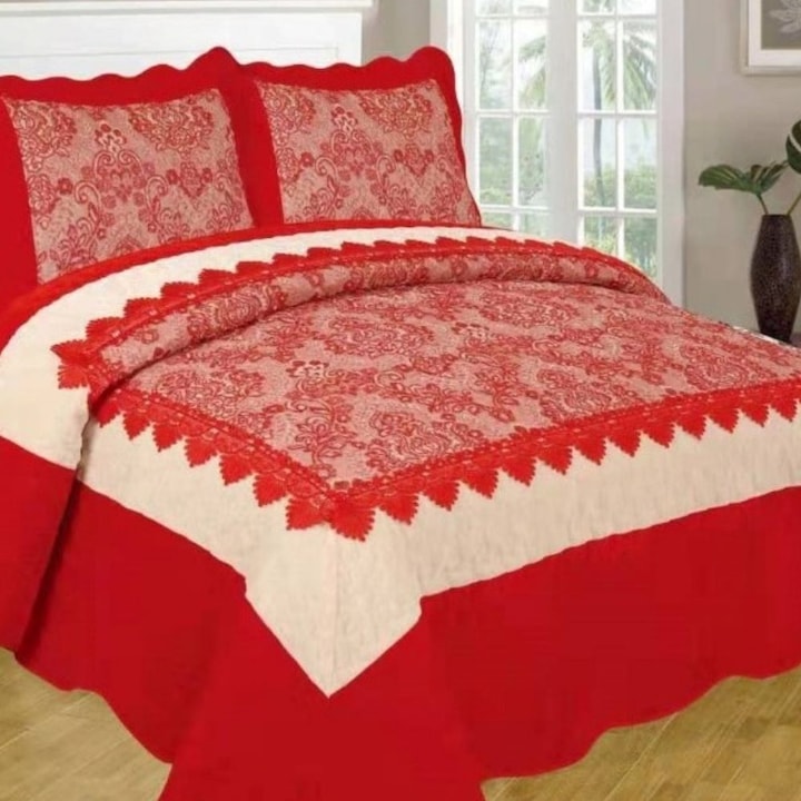 Set cuvertura de pat cu 2 fete de perna, 3 piese, din catifea, imprimata, matlasata, rosu inchis/maro nisip, CCC-67, 230x250 cm