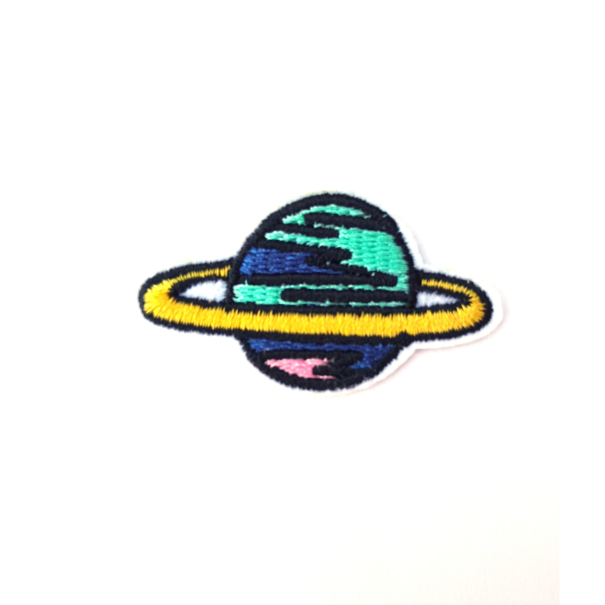Petic textil / patch brodat Saturn 5.2x3 cm