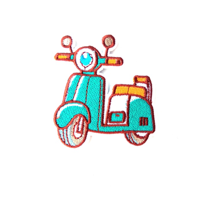 Текстилна лепенка / бродирана лепенка Мотоциклет Vespa 6.2x6 см