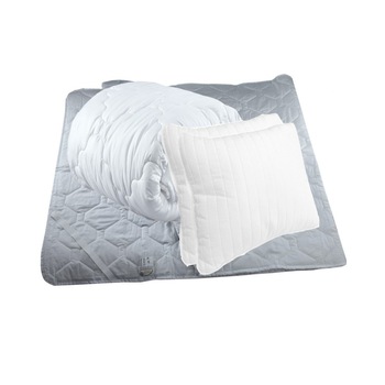 Set Avantaj 2 Perne 50x70 + Husa hipoalergenica 180x200 + Pilota iarna 200x200 Axon Set Avantaj 2 Perne 50x70 + Husa hipoalergenica 180x200 + Pilota iarna 200x200 Axon