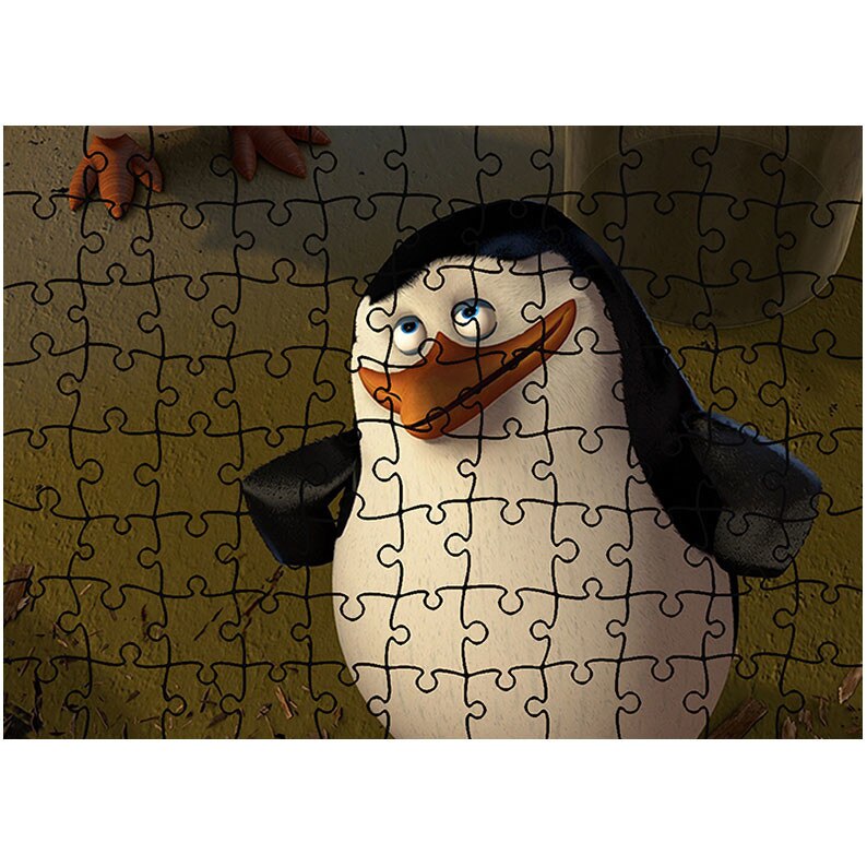 Puzzle Heartwork 96 piese, Madagascar 3 Pinguinii, animatii, Latime 40,5 cm x Inaltime 28,7 cm