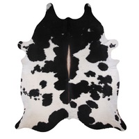 Covor din piele de vaca, INTREND, 250x215, Alb/Negru