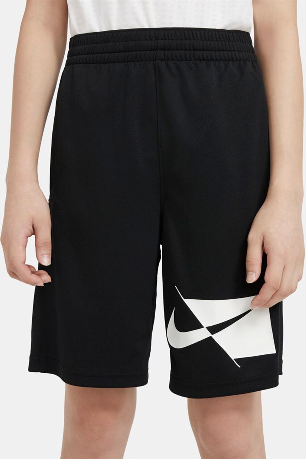 Nike, Pantaloni scurti cu buzunare laterale si tehnologie Dri-FIT pentru fitness, Negru