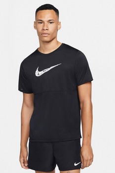 Nike, Tricou cu tehnologie Dri-Fit si logo pentru alergare Breathe, Negru Nike, Tricou cu tehnologie Dri-Fit si logo pentru alergare Breathe, Negru