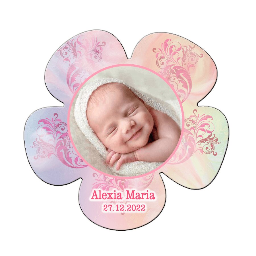 Marturie botez, magnet forma floare cu plic culoare roz, dimensiune magnet 9cm x 9cm