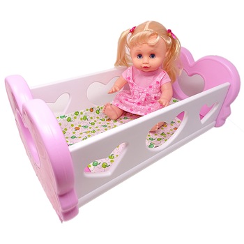 Set Patut Balasoar cu Papusa, Perna si Asternut Salamandra Kids, Roz Set Patut Balasoar cu Papusa, Perna si Asternut Salamandra Kids, Roz