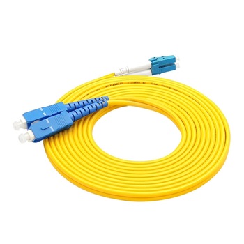Adaptor SC/PC-LC/PC simplex (SC-LC/PC-S SUY) Adaptor SC/PC-LC/PC simplex (SC-LC/PC-S SUY)