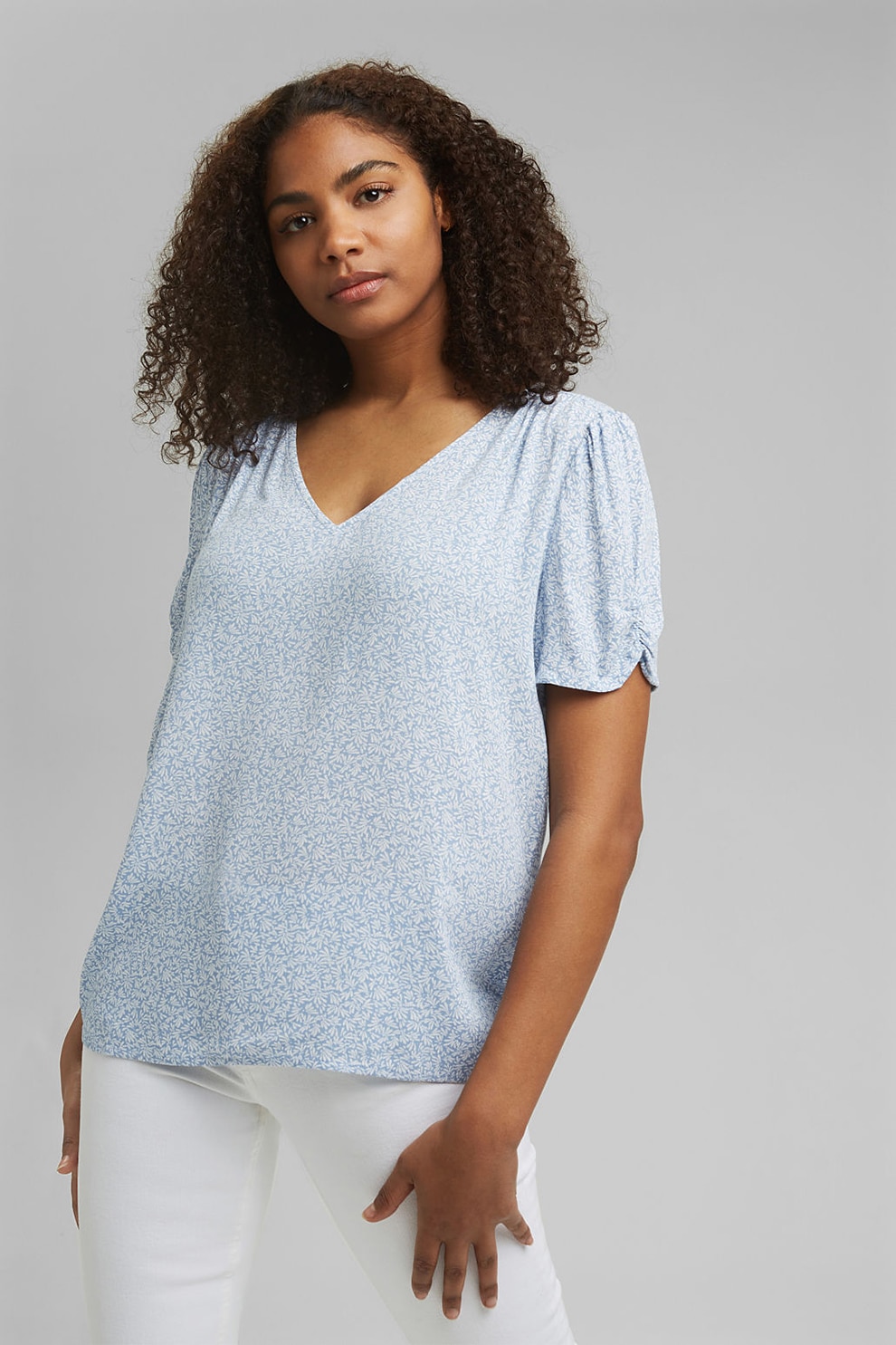 EDC by Esprit, Bluza cu imprimeu si decolteu in V, Bleu/Alb