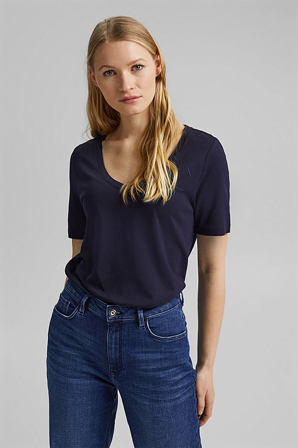 Esprit, Tricou din amestec de bumbac organic si modal, cu decolteu in V, Bleumarin