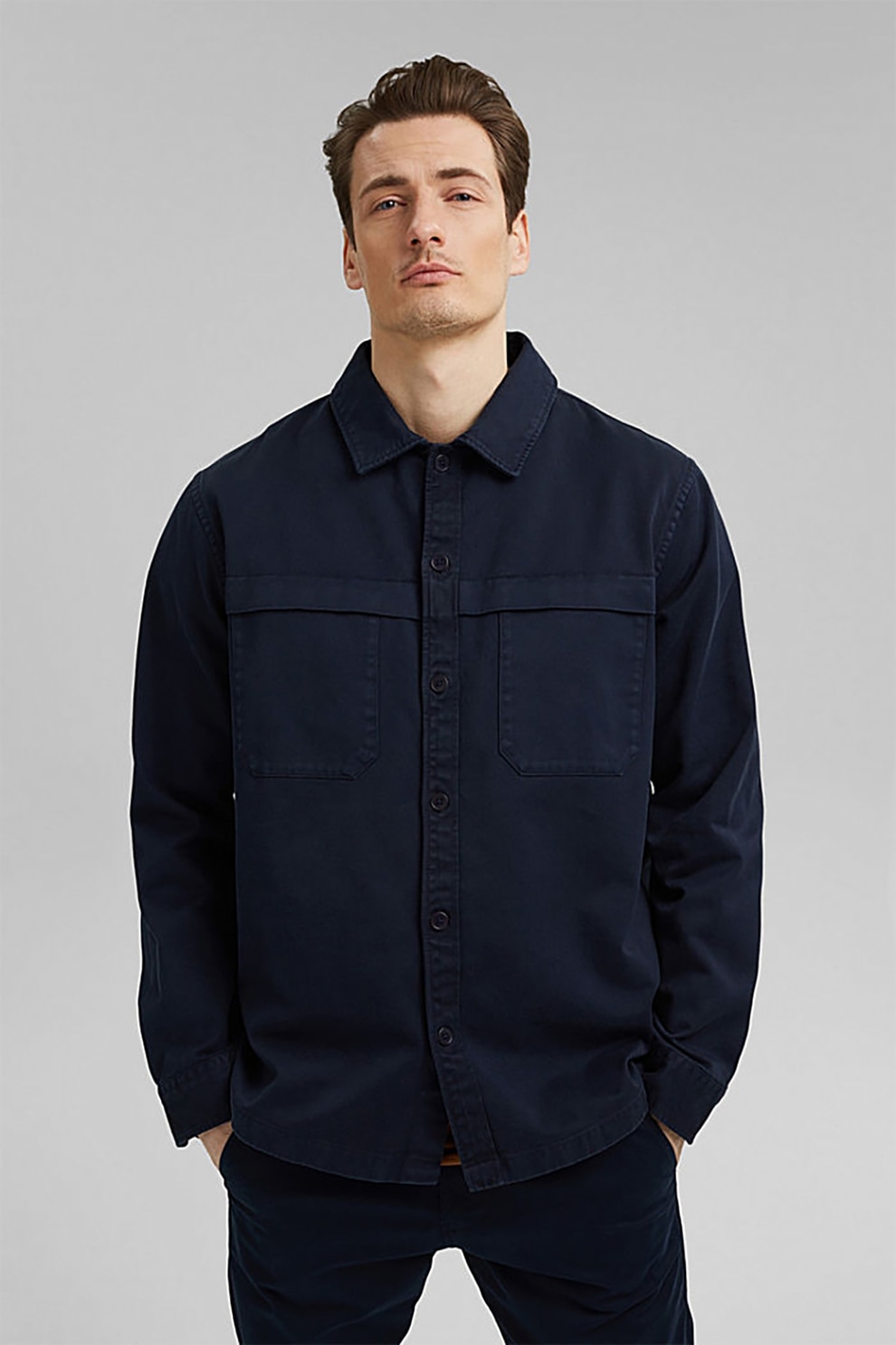 Esprit, Camasa de bumbac organic cu buzunare pe piept, Bleumarin, L