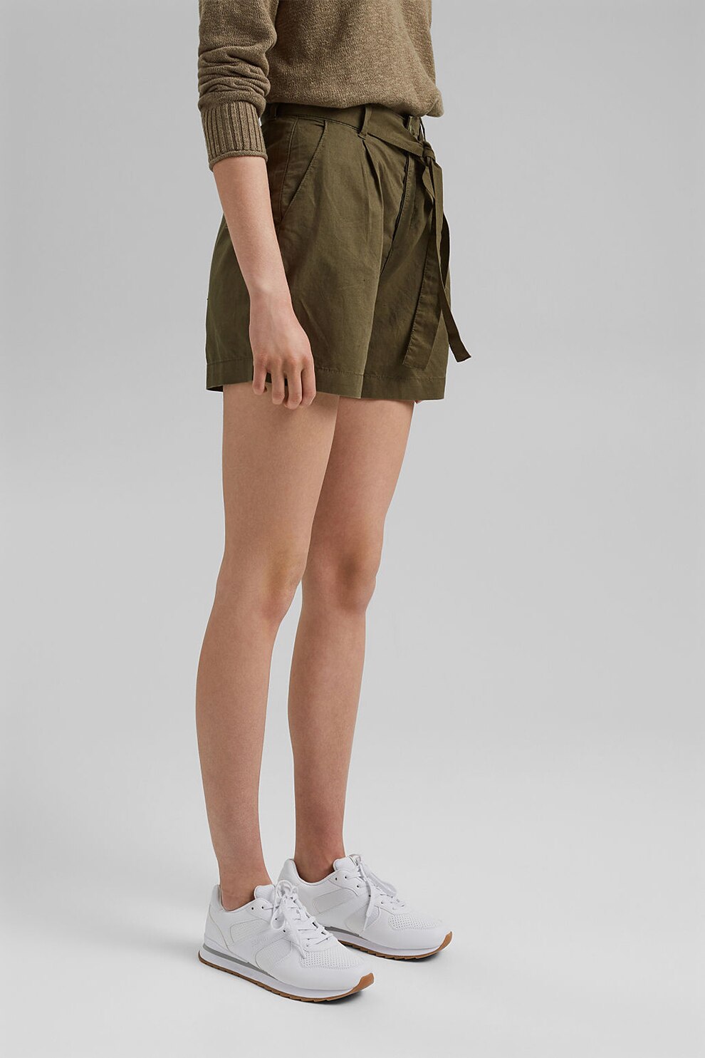 EDC by Esprit, Pantaloni scurti din amestec de in cu talie inalta, Verde militar