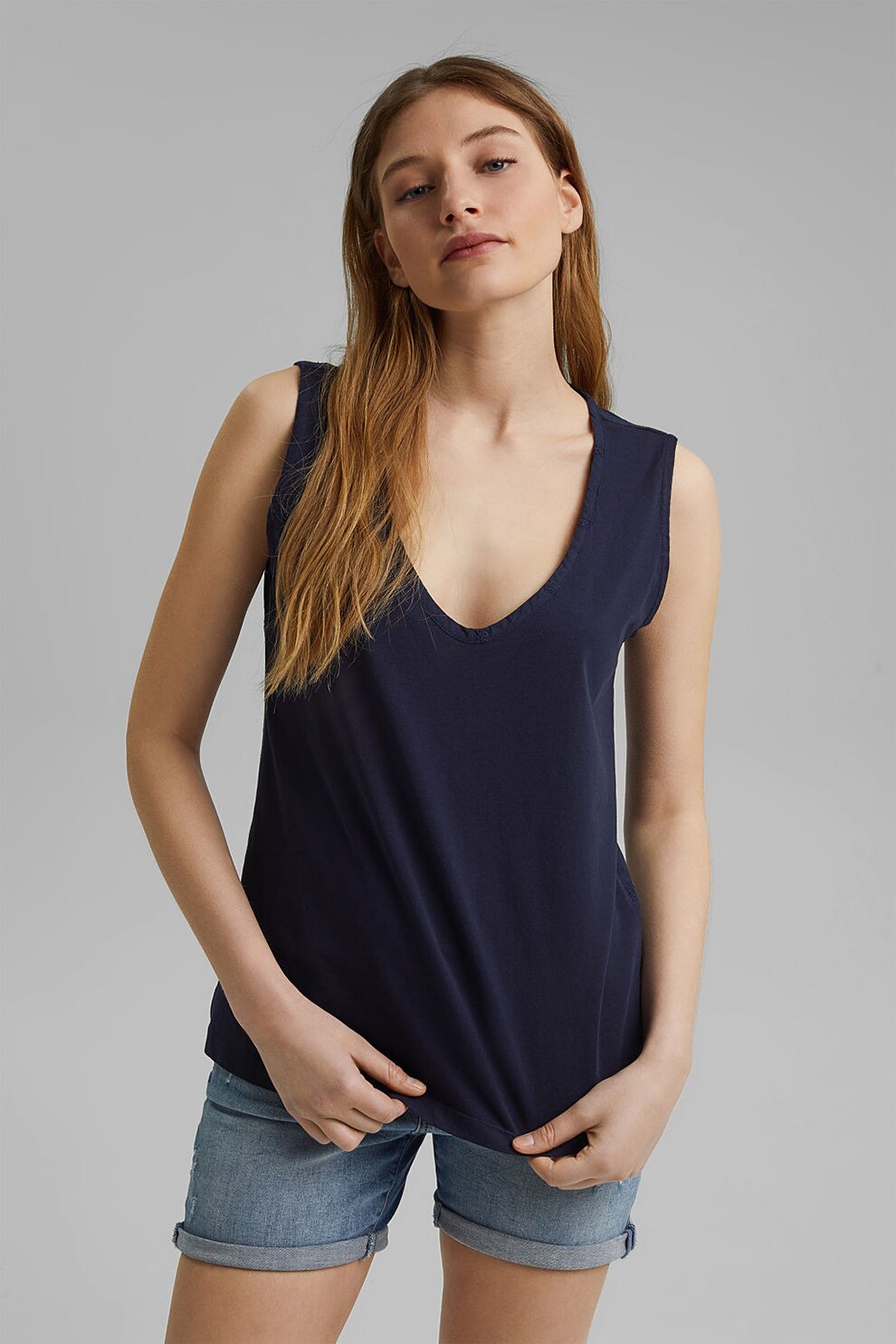 EDC by Esprit, Top de bumbac organic cu decolteu in V, Bleumarin
