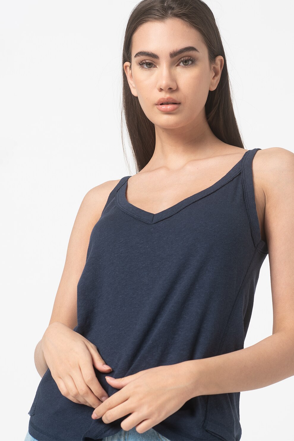 Esprit, Top din amestec de in cu decolteu in V, Bleumarin