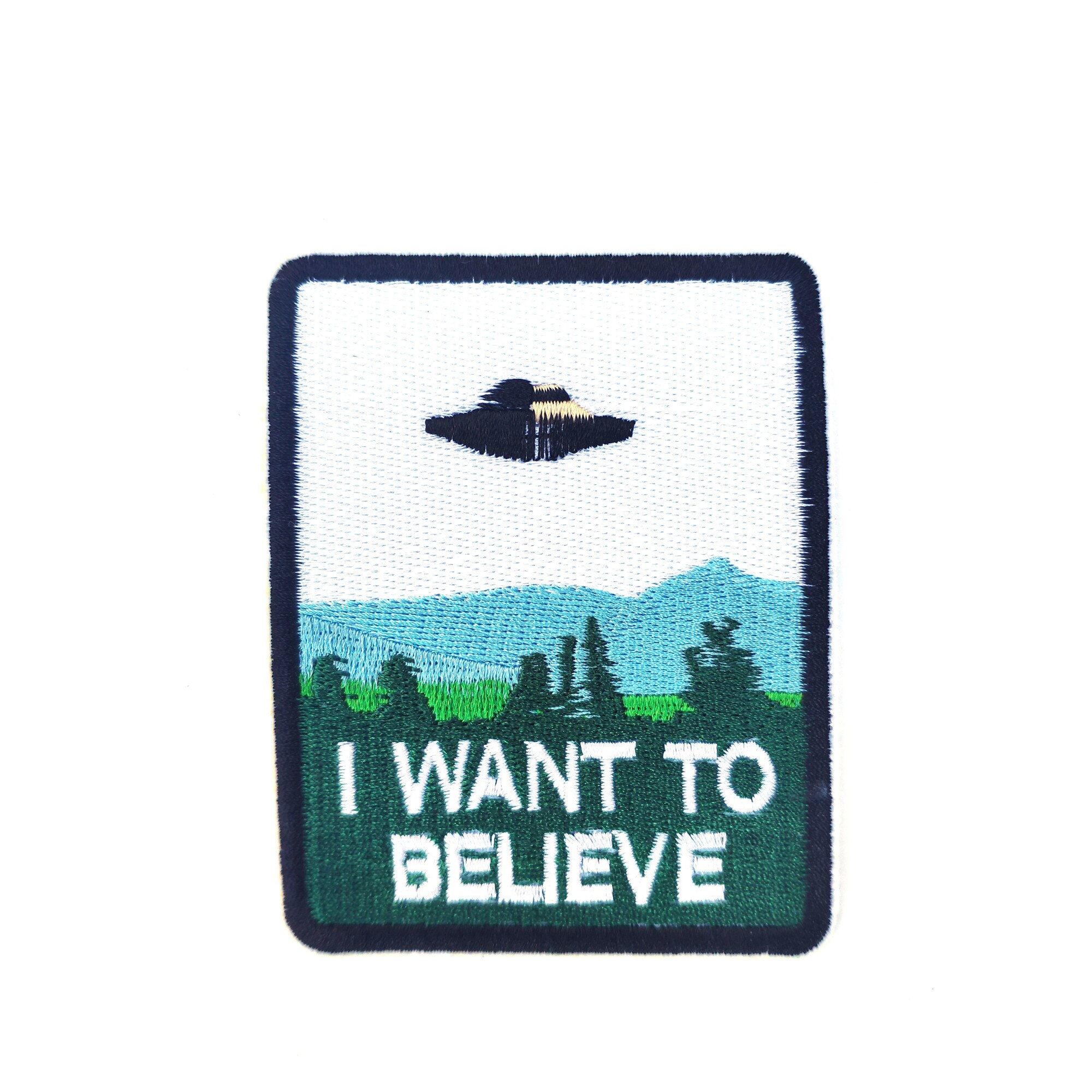Petic textil / patch brodat I want to belive 9.5x7.4 cm