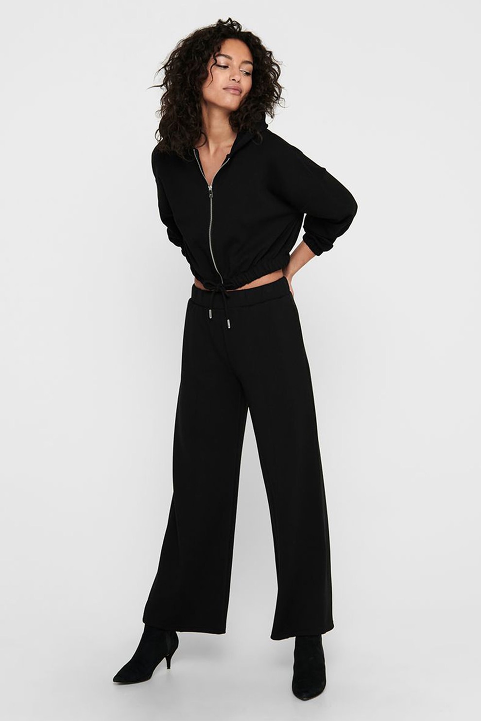 Only, Hanorac crop cu fermoar, Negru