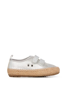 Emu, Pantofi luciosi din piele intoarsa cu inchidere velcro Millner, Argintiu, 32 EU, Argintiu Emu, Pantofi luciosi din piele intoarsa cu inchidere velcro Millner, Argintiu, 32 EU, Argintiu