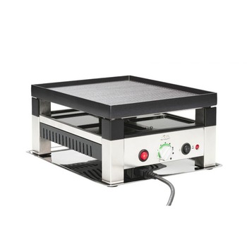 Set gratar de masa multifunctional Solis, 5 in 1 Table Grill SCH 7910, cu 4 raclette si 4 tigai wok, placa pentru clatite sau crepe si spatule incluse, suprafata antiaderenta pentru gatit fara grasimi, 1200 W, negru/argintiu Set gratar de masa multifunctional Solis, 5 in 1 Table Grill SCH 7910, cu 4 raclette si 4 tigai wok, placa pentru clatite sau crepe si spatule incluse, suprafata antiaderenta pentru gatit fara grasimi, 1200 W, negru/argintiu
