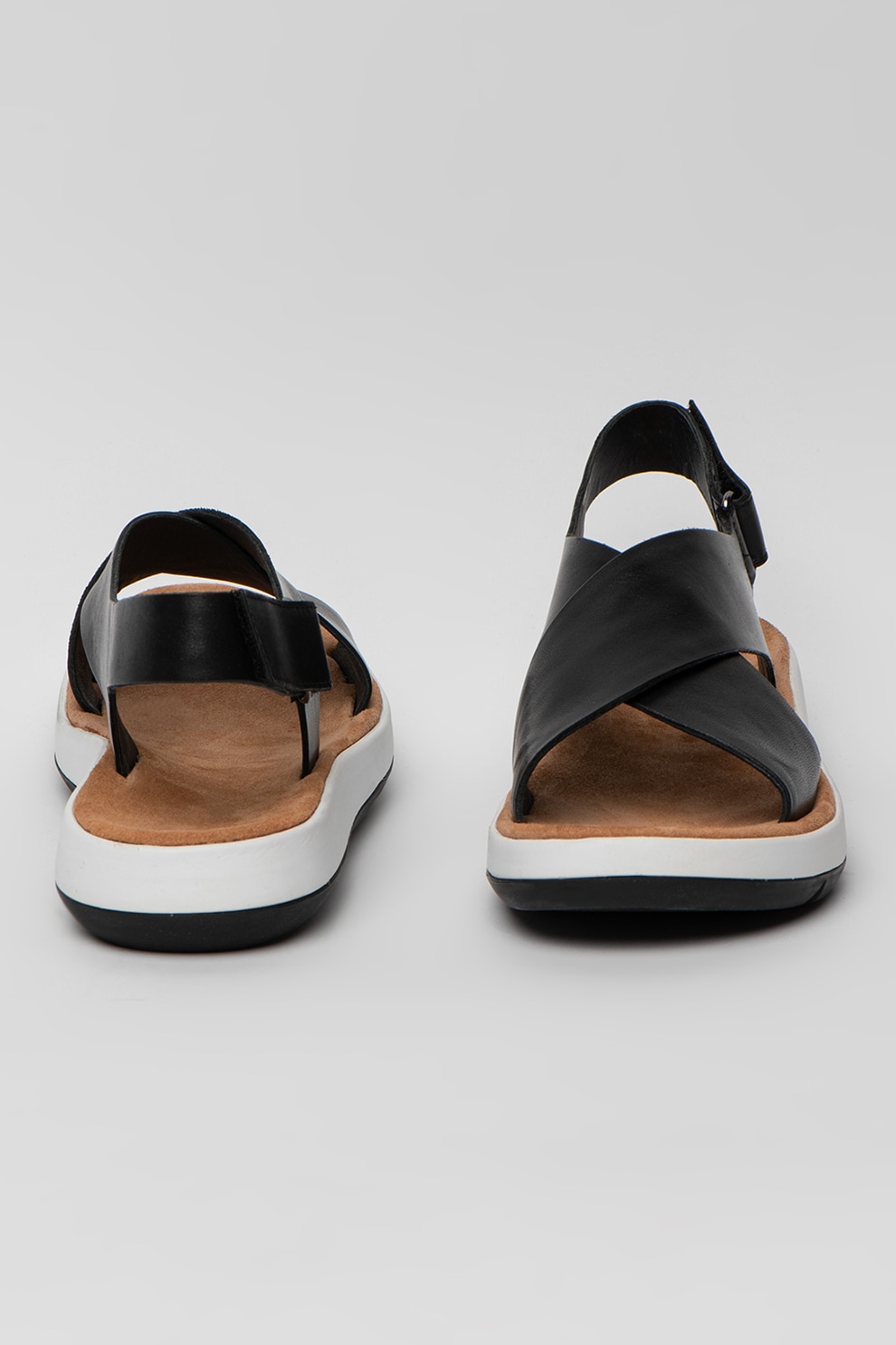 Clarks, Jemsa Cross bőrszandál keresztezett részletekkel, Fekete, 5 -  eMAG.hu
